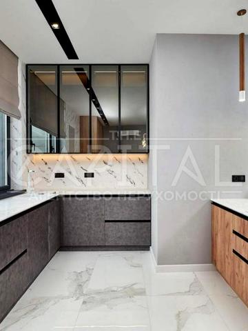 Деміївська вул., 33