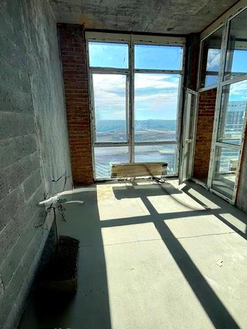 Причальна вул., 8