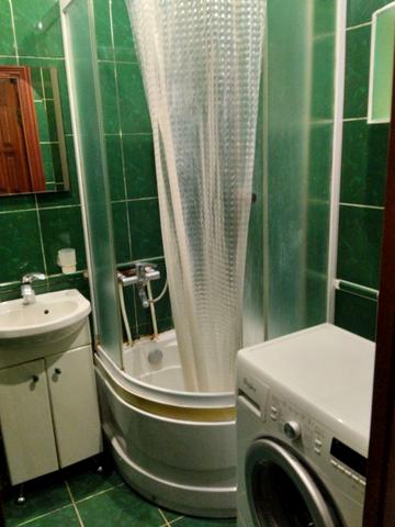 Хлібна вул., 26