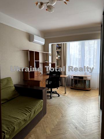 Відрадний просп. (Чубаря), 38-Б