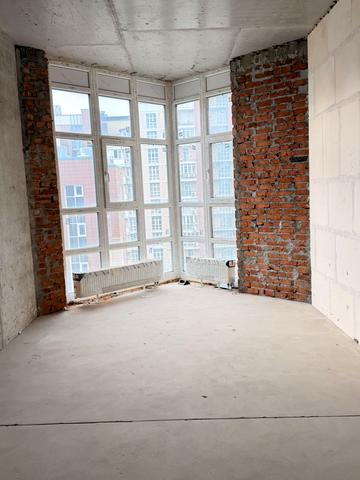 Академіка Філатова вул., 2/1