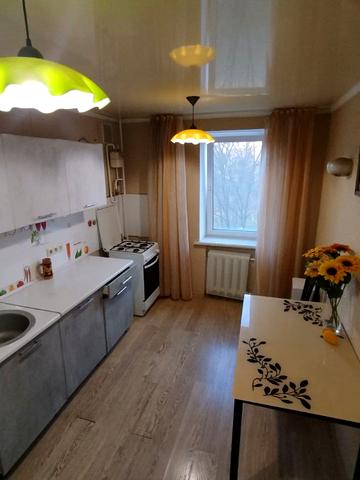 Центральний Аеропорт вул., 15