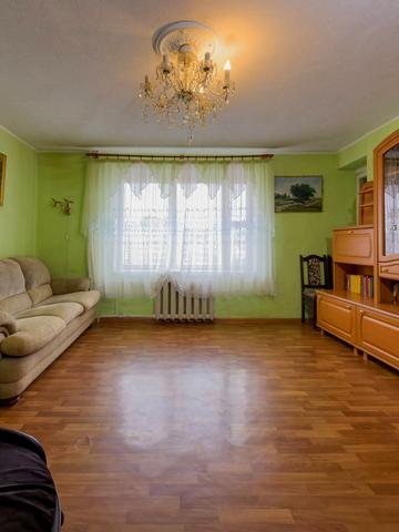 Романа Шухевича просп. (Генерала Ватутіна), 26