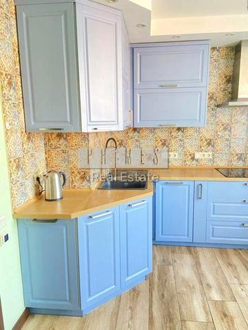 Олени Пчілки вул., 3