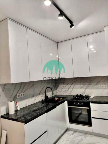 Олександра Довженка вул., (Будинок 11)