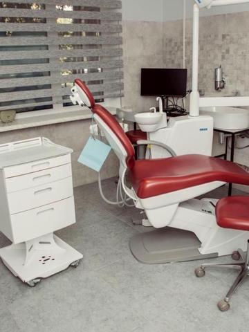 Незалежності бульв. (50 років Жовтня), 8-А