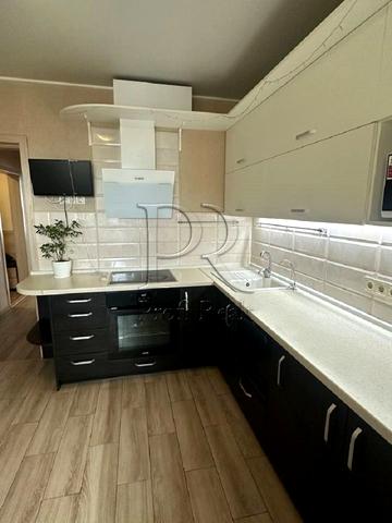 Михайла Максимовича вул. (Онуфрія Трутенка), 7-Б