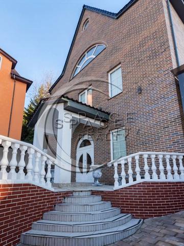 Вільшанська вул.