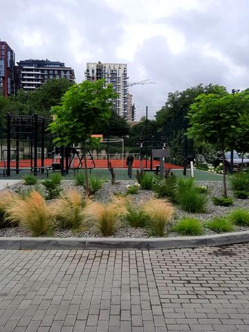 І. Богуна вул., 27-В