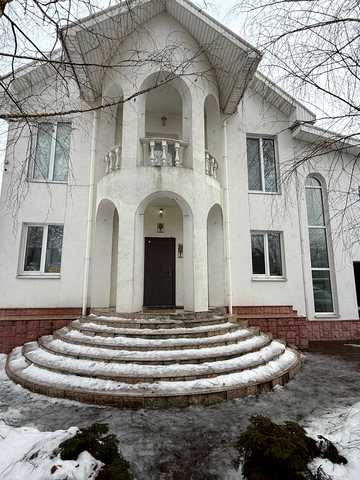 Молодіжна