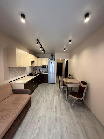 Рівненська вул., 25-Д