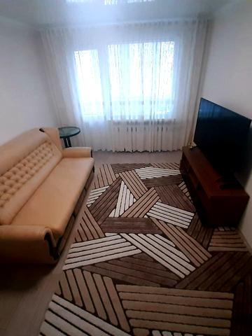 Небесної Сотні просп. (Маршала Жукова), 23