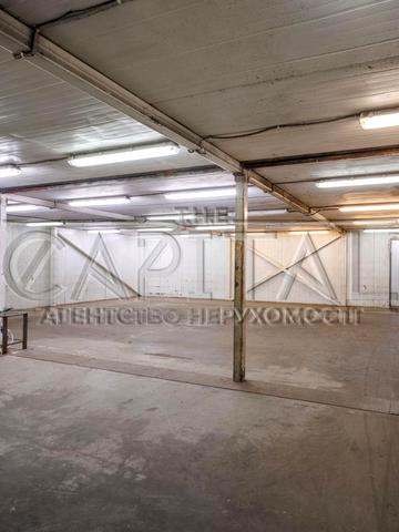 Берегова вул., 33