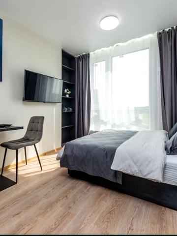 Вишняківська вул., 4