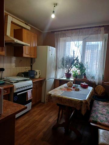 Прохоровська вул., 30