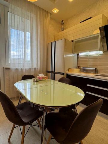 Науки просп., 30