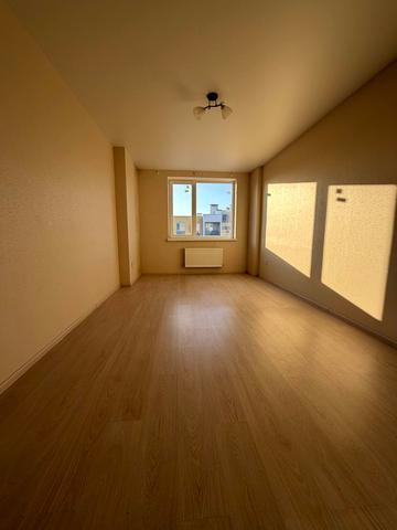 Європейська вул., 17