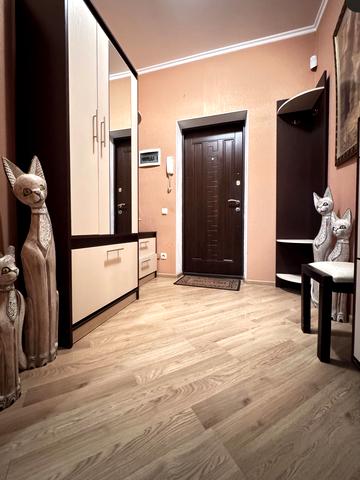 Полтавська вул., 45