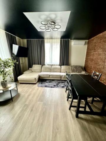 Авраама Лінкольна вул. (Димитрова), 6-А