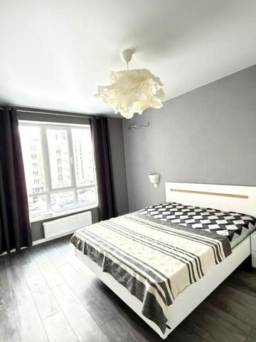 Приозерний бульв., 6