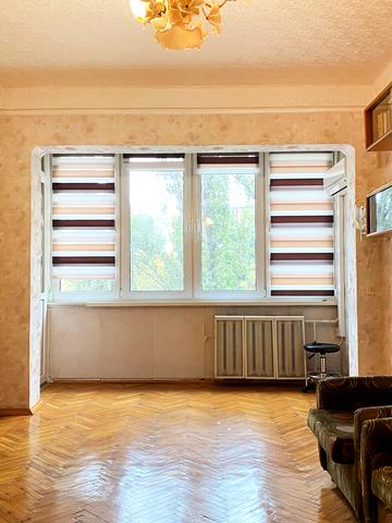 Мирослава Поповича вул. (Семашка), 12