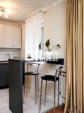 Набережно-Хрещатицька вул., 3-А