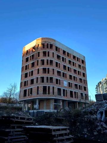 Івана Миколайчука вул., (Будинок 3)