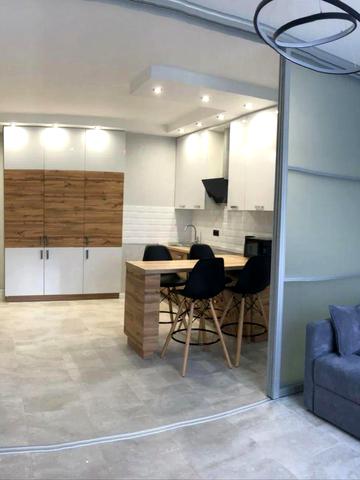 Воскресенська вул., 18-А