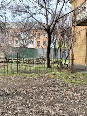 Різдвяна вул., 54