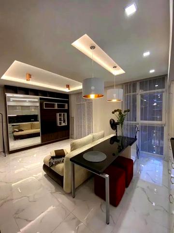 Вячеслава Чорновола просп. (), 16ж