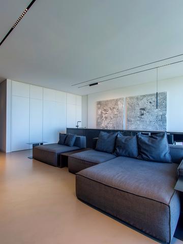 Авіаконструктора Антонова вул., 2-Б