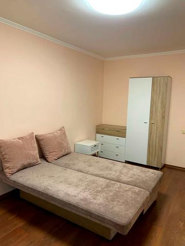 Андрія Малишка вул., 21