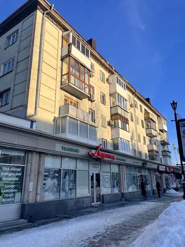 Небесної Сотні вул. (Московська), 16