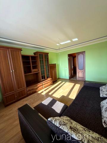 Мирогощанська вул., 69