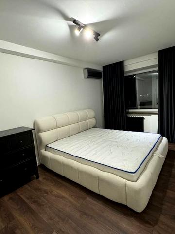 Берестейський просп. (Перемоги), 12