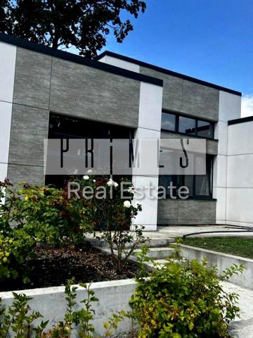 Лісова вул., 9