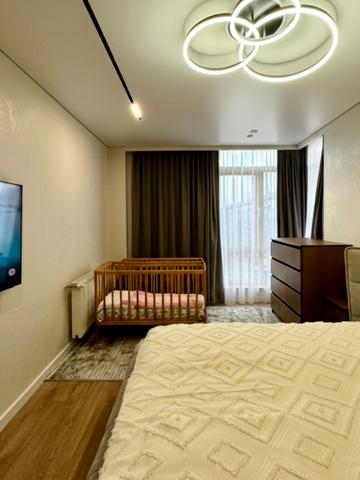 Василя Симоненка вул., (Будинок 3)