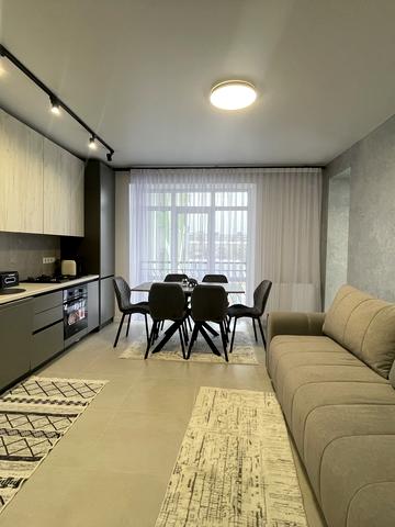 Юліана Целевича вул., 34/1