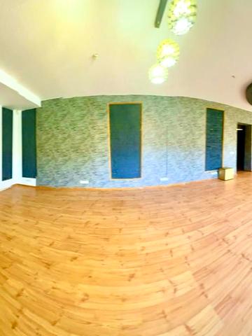 Польова вул., 25