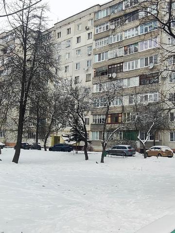 Прибузька вул., 24