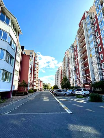 Свято-Покровська вул. (Леніна), (Будинок 8)