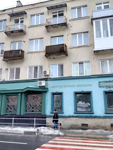 Грушевського вул., 7