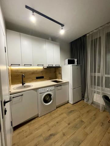 Столичне шосе, 1