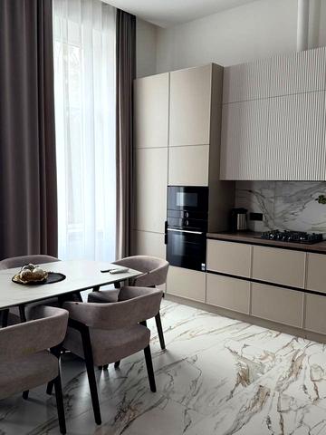 Юліуша Словацького вул., 16