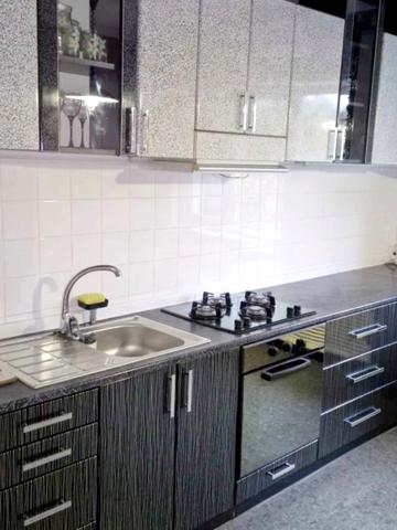 Польова пл.