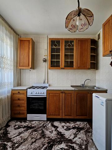 Леся Курбаса просп., 13-А