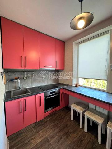 Перемоги просп., 72