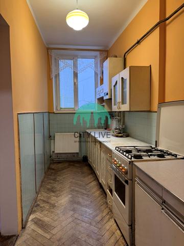 Грюнвальдська вул., 15