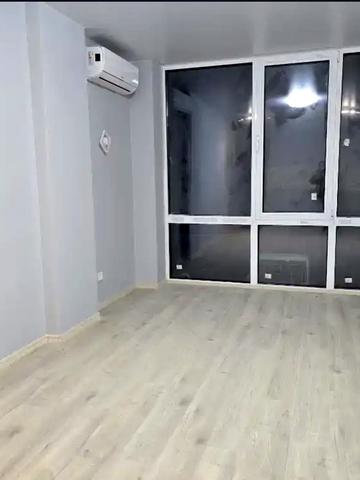 Набережна Перемоги вул., 40-Д