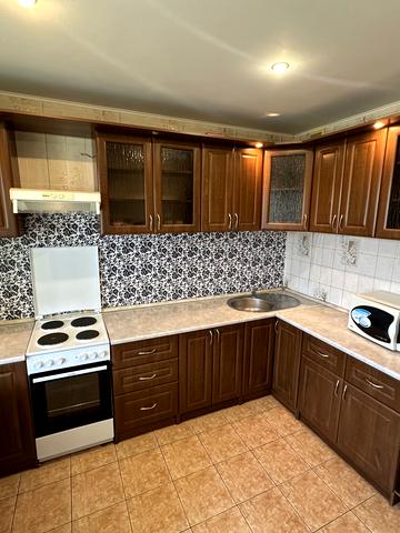 Лариси Руденко вул., 21